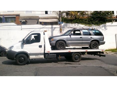 Remoção de Automovel na Cidade Patriarca